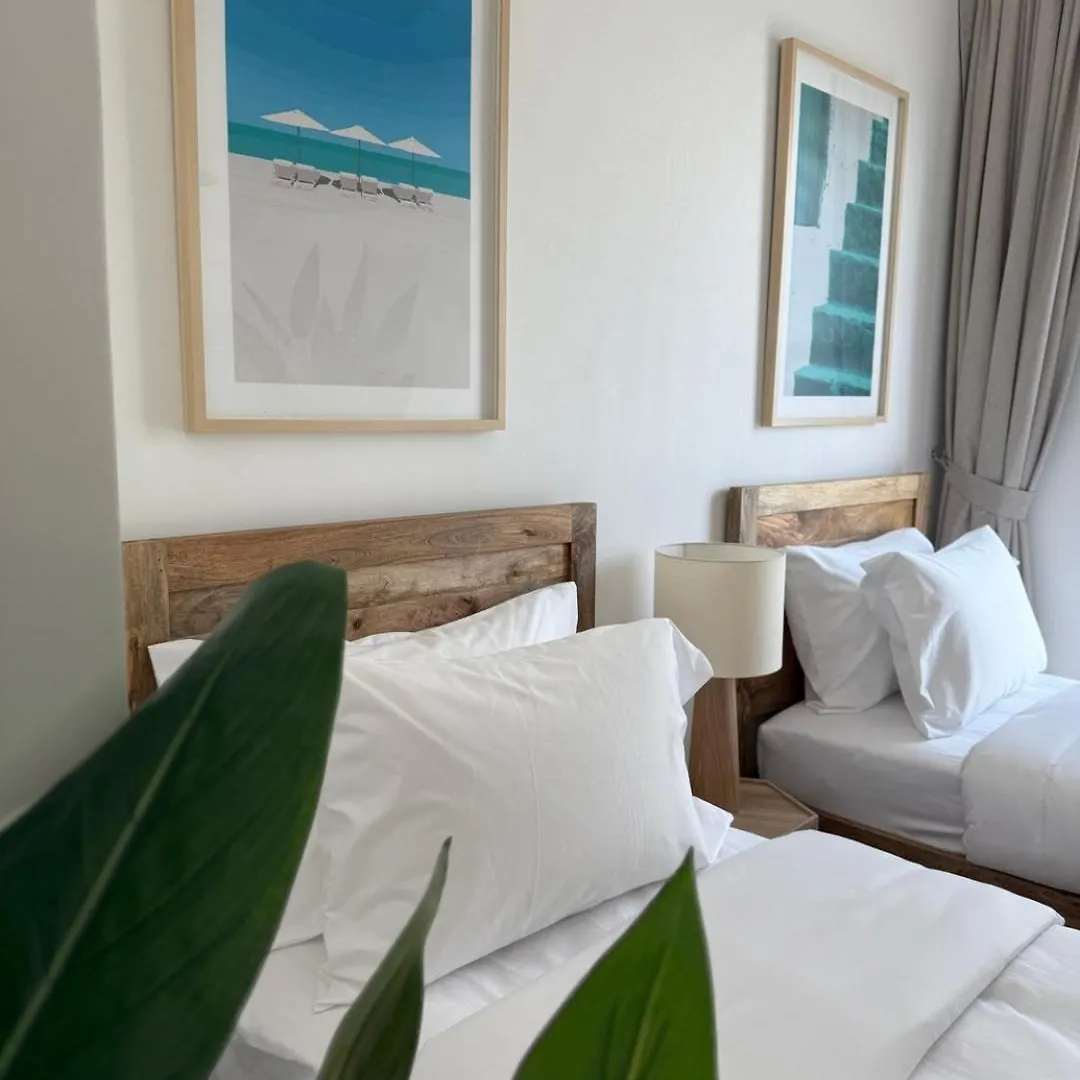 Otolo Homes 2 Bedroom Apartment Including Free Yas Theme Park Tickets Verenigde Arabische Emiraten