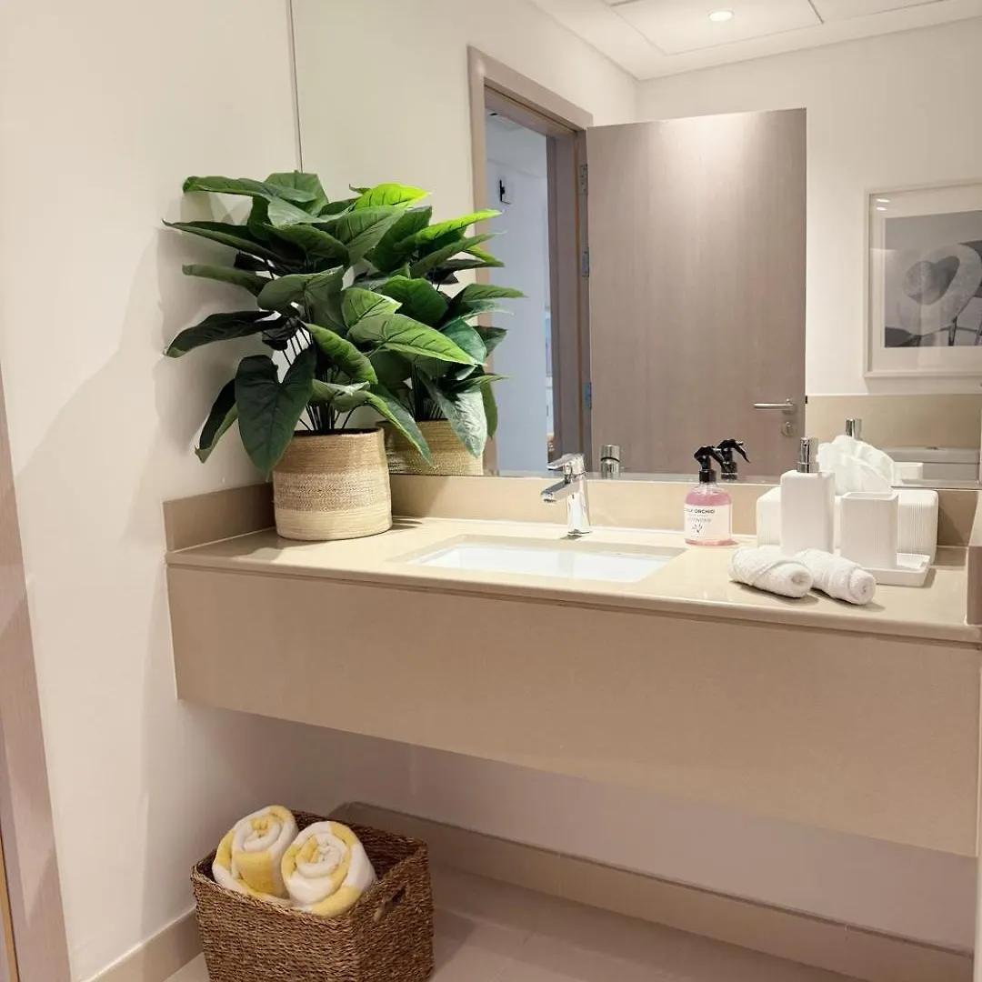 Otolo Homes 2 Bedroom Apartment Including Free Yas Theme Park Tickets 0*, Αμπού Ντάμπι