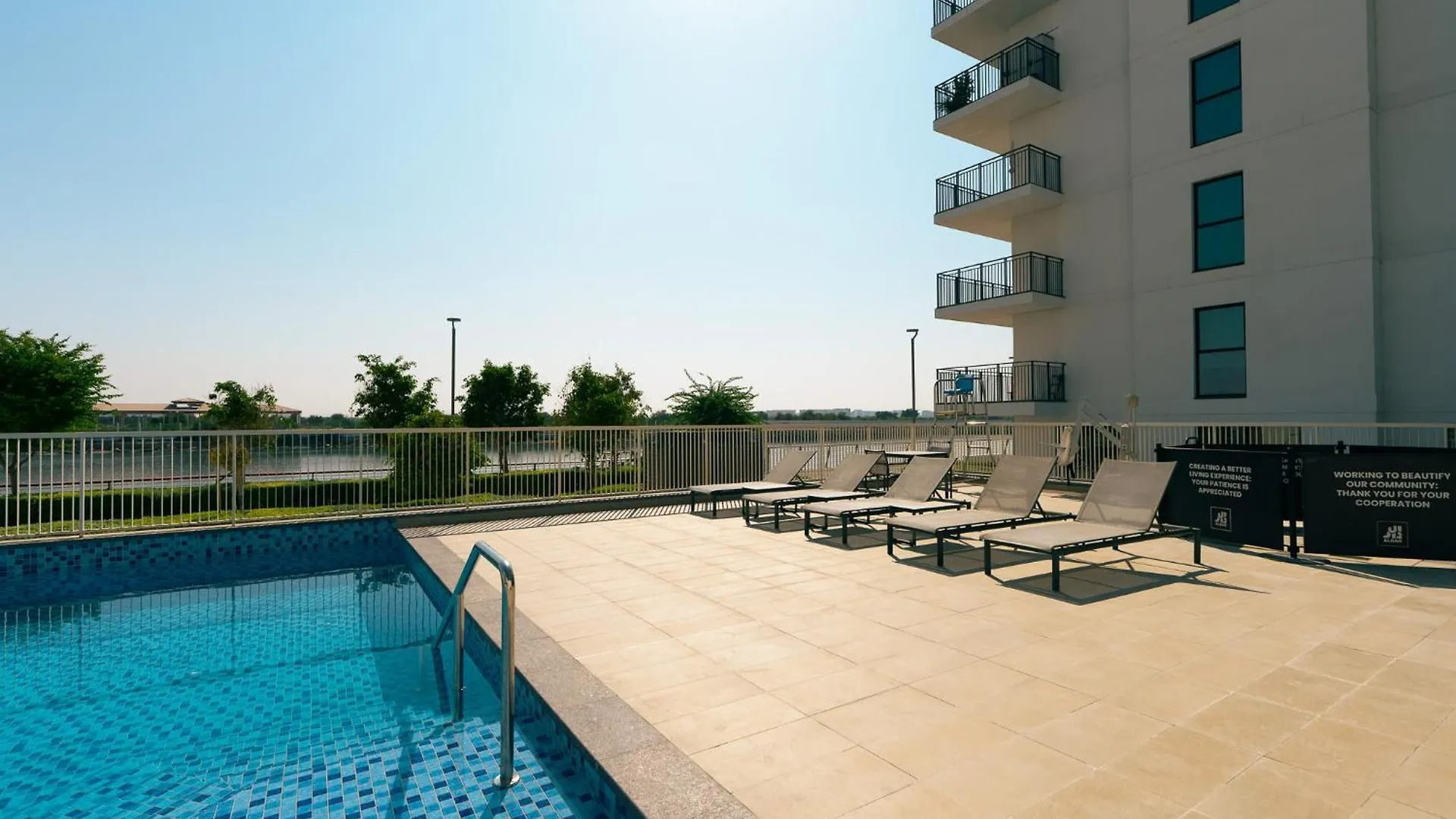 Otolo Homes 2 Bedroom Apartment Including Free Yas Theme Park Tickets  Αμπού Ντάμπι
